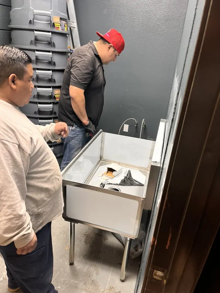 Commercial plumbing and sink installation in Benbrook Lakeside